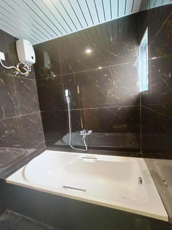 Sai Sagar Lodging & Boarding Ulhāsnagar المظهر الخارجي الصورة