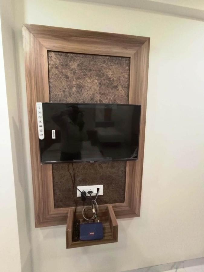 Sai Sagar Lodging & Boarding Ulhāsnagar المظهر الخارجي الصورة