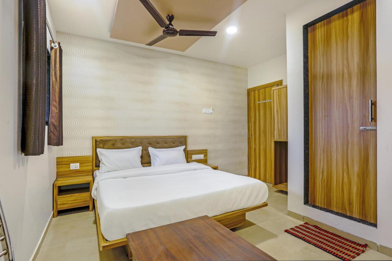 Sai Sagar Lodging & Boarding Ulhāsnagar المظهر الخارجي الصورة